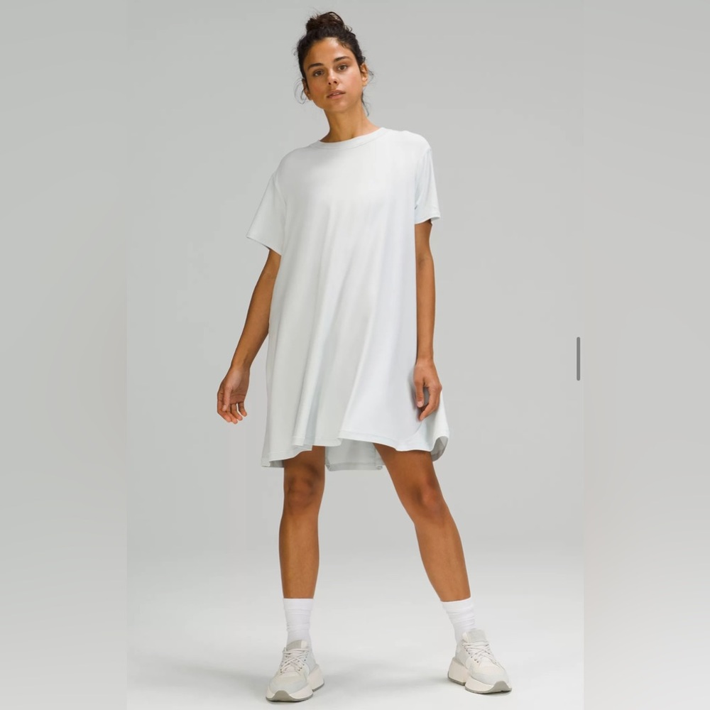 Lululemon All Yours Tee Dress Size 4 in Ocean Air EUC
